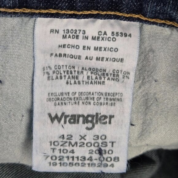 NWT | Wrangler Authentics Men's Relaxed Fit Comfort Flex Waist Jeans | 42 x 30 - Picture 5 of 6